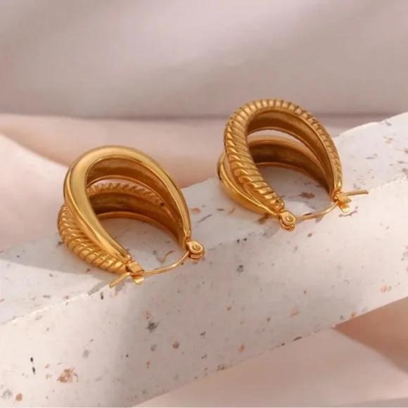 18K Gold Double Layer Twist U Shape Hoop Earrings, NICE EARRINGS, CUTE EARRINGS - Picture 4 of 7